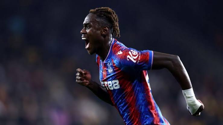 Trevoh Chalobah celebrating 